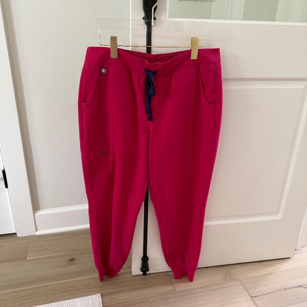 FIGS Zamora ULTRA ROSE Jogger Scrub Pants - Size Large Petite